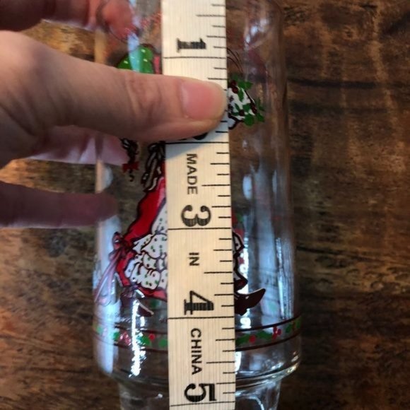 6 Holly Hobbie Christmas Collectible Coca Cola Glasses - Picture 4 of 9